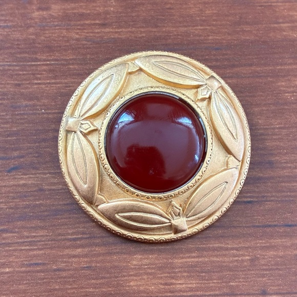 Monet Jewelry - MONET Smithsonian Egyptian Revival Gold Tone Faux Carnelian Cabochon Brooch Pin